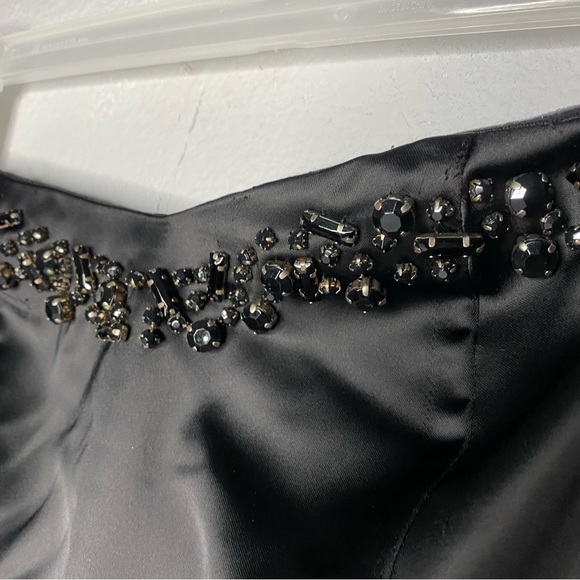 Forever U Exclusive | Women's Black Strapless Romper with Pearl design Size S - Picture 4 of 16